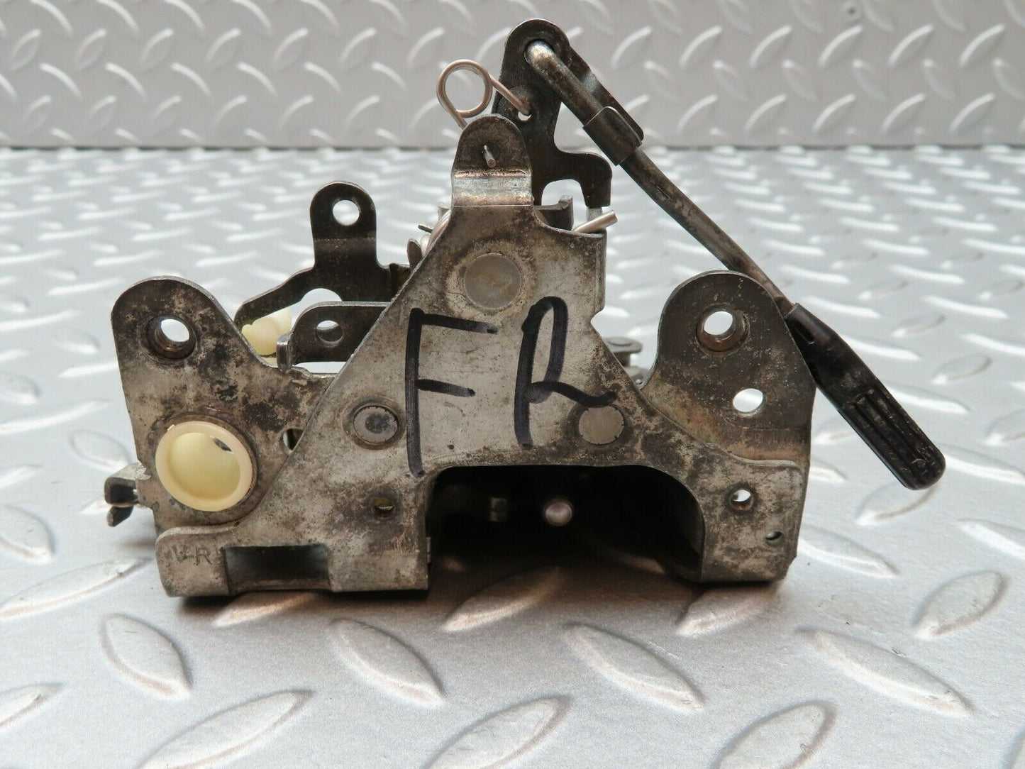 4313 Mercedes-Benz W123 230E Front Right Door Lock Mechanism
