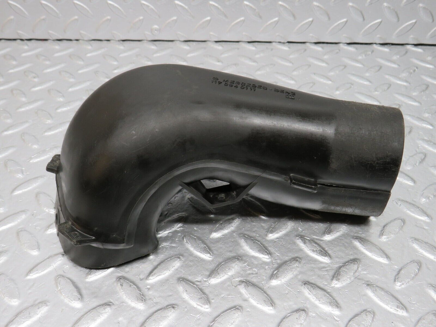 34290 Mercedes-Benz C126 380SEC Coupe Air Duct Right Side 1170940111
