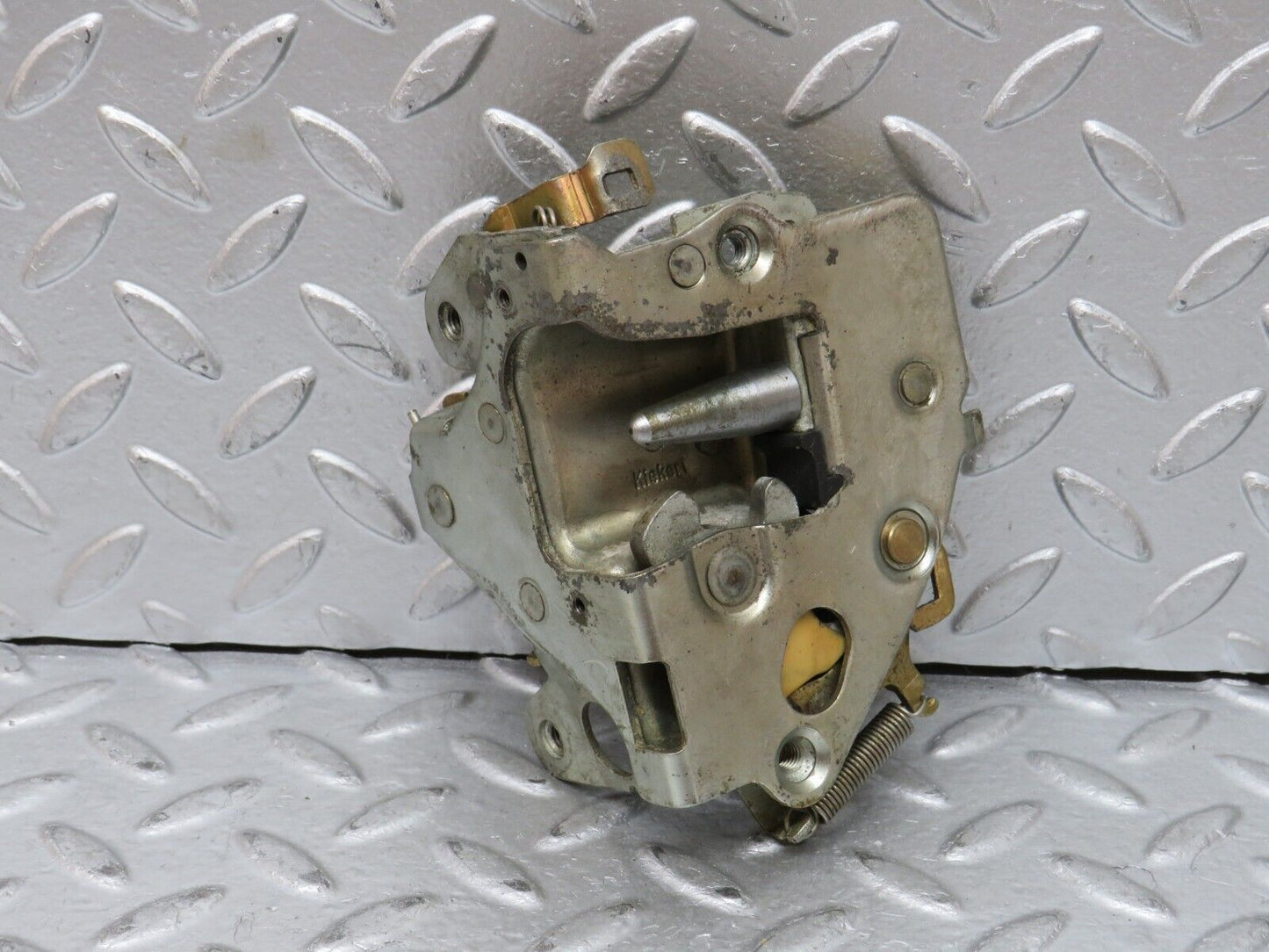 27953 Mercedes-Benz W123 280E Rear Right Door Lock Mechanism