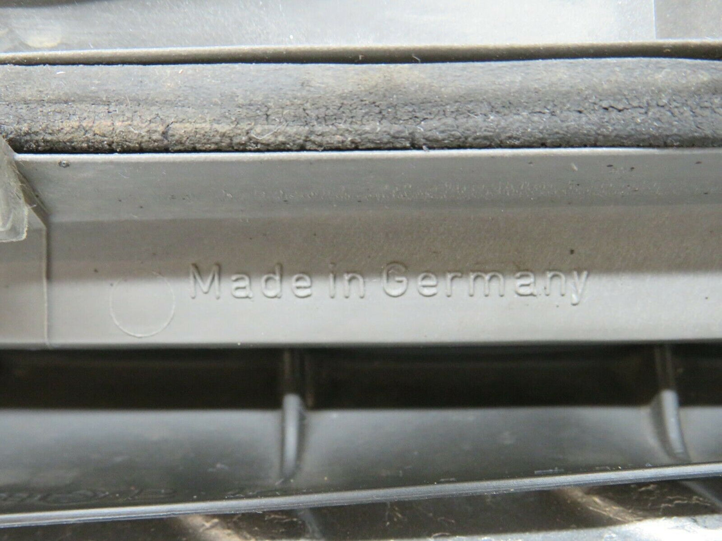 24429 Mercedes-Benz S124 220TE Wagon Headlight Glass Lens Right 1305544028