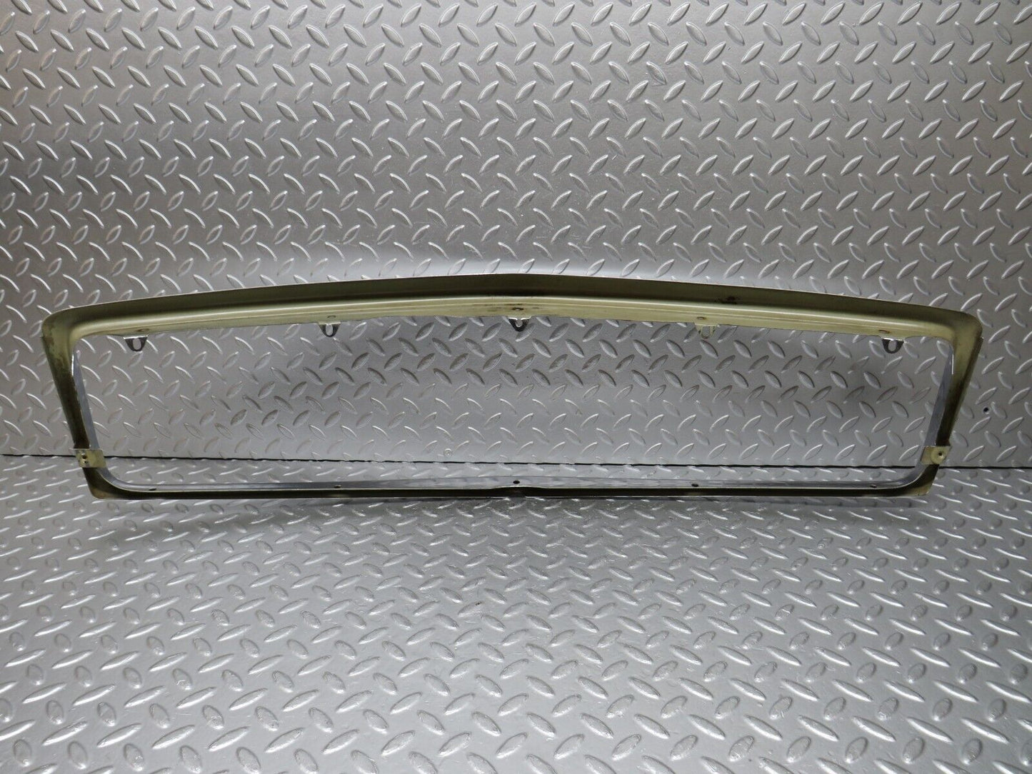 32736 Mercedes-Benz R107 C107 Bonnet Grill Chrome Frame