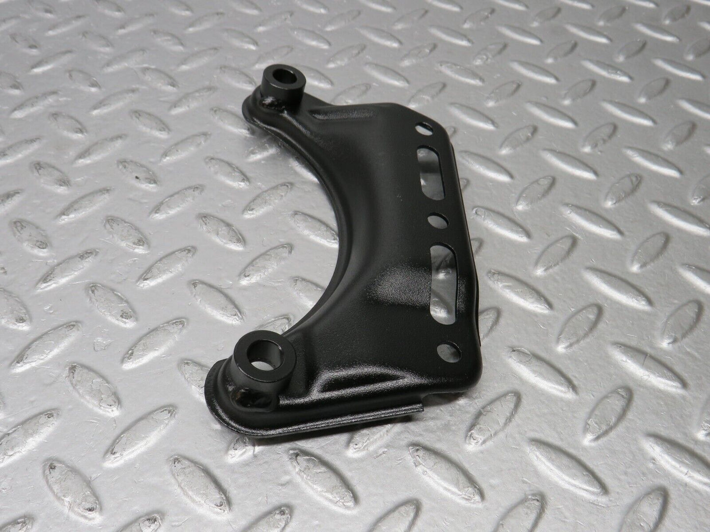 38968 Mercedes-Benz W201 190E 2.6L Air Conditioning Compressor Support Bracket