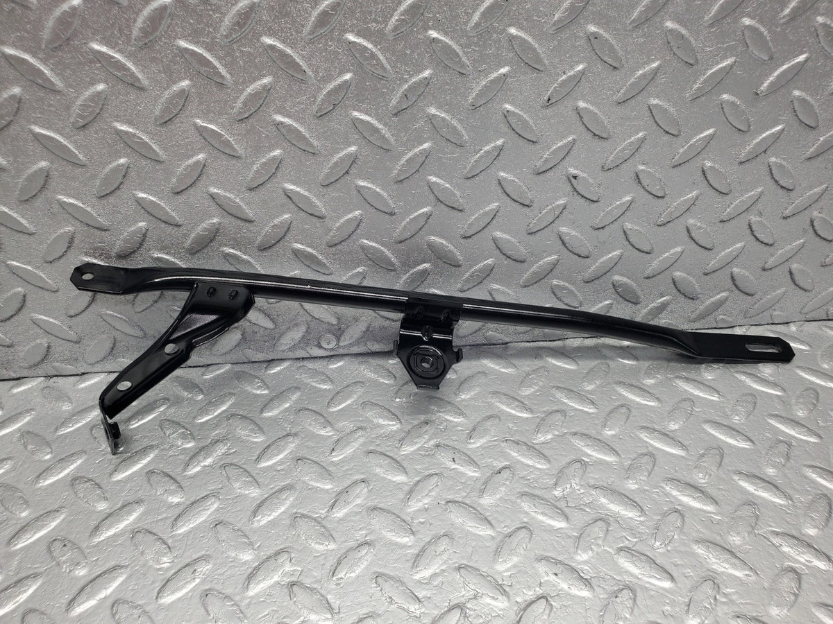 W201 Baby Benz horn bracket used OEM