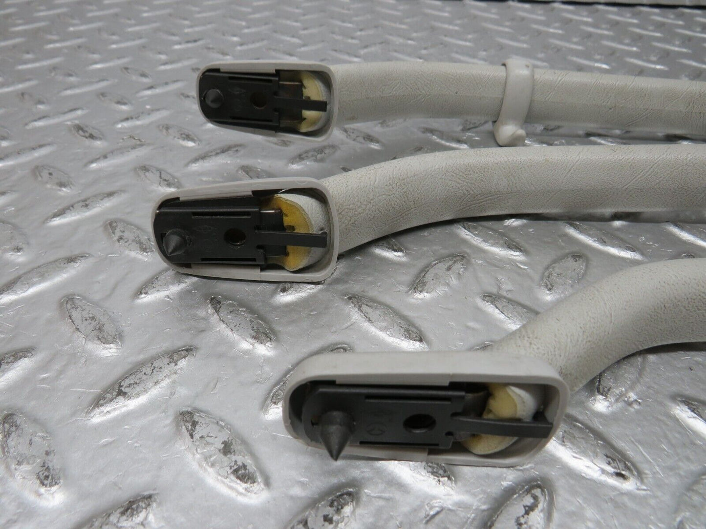 31314 Mercedes-Benz S124 220TE Wagon Interior Roof Grab Handle Set Grey