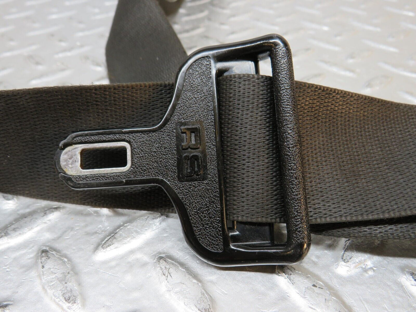 31536 Mercedes-Benz S124 220TE Front Right Seat Belt With Buckle 1248609885