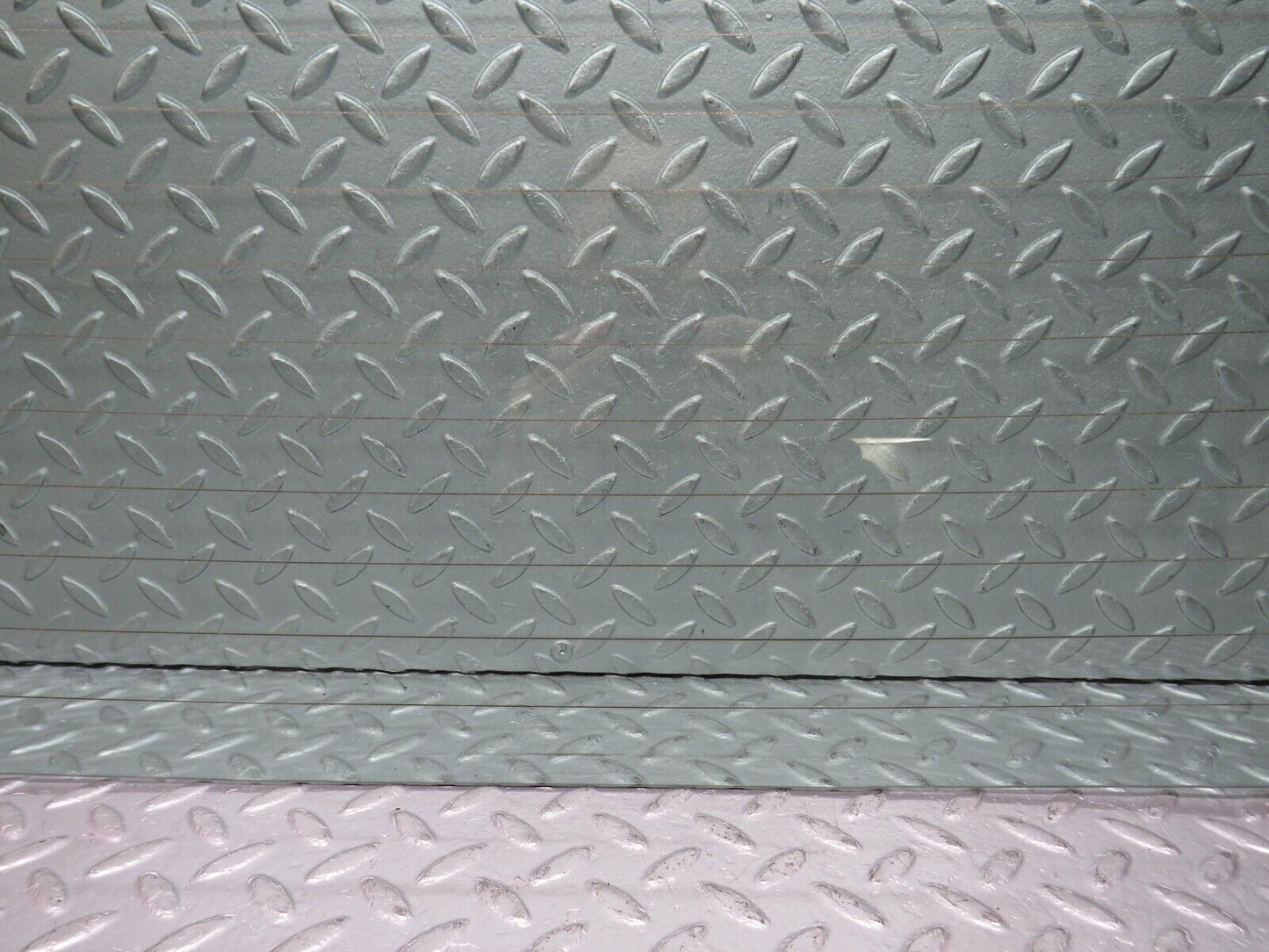 39073 Mercedes-Benz W201 190E 2.6L Rear Heated Windscreen Glass