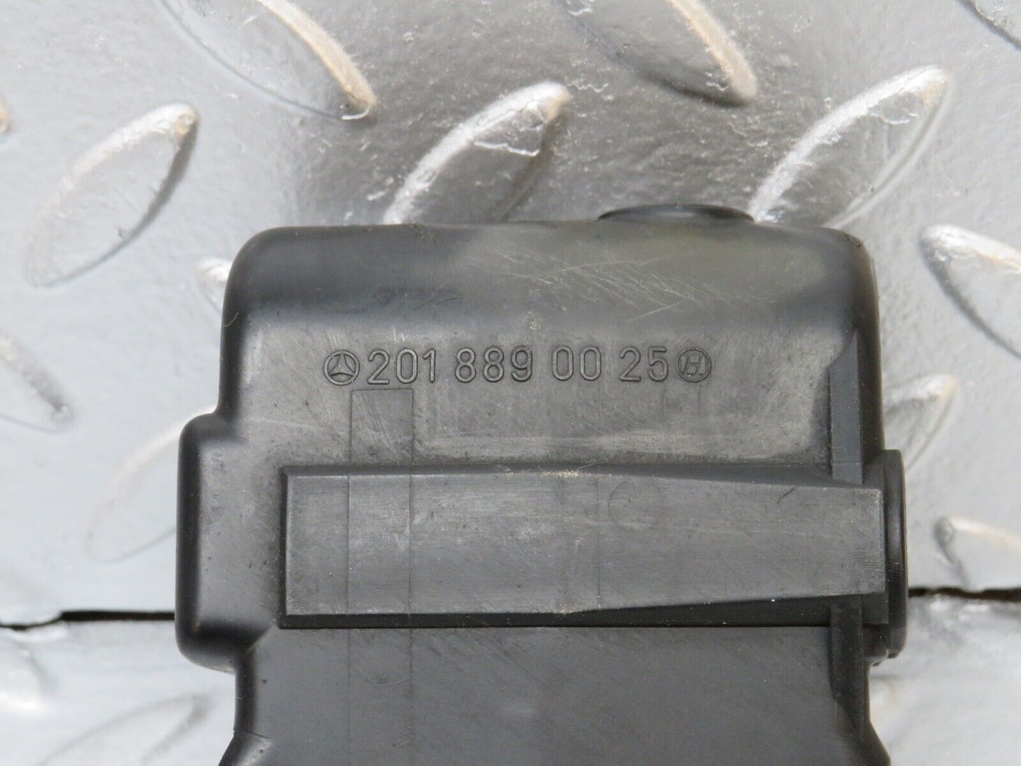 31878 Mercedes-Benz W201 190L E Hood Bonnet Lock Cover 2018890025
