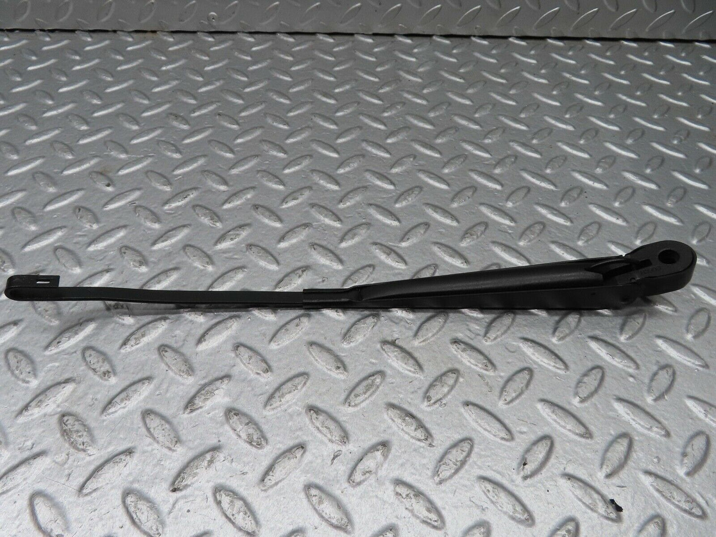 18226 Mercedes-Benz W111 220SE Coupe Wiper Arm Bosch Left Side