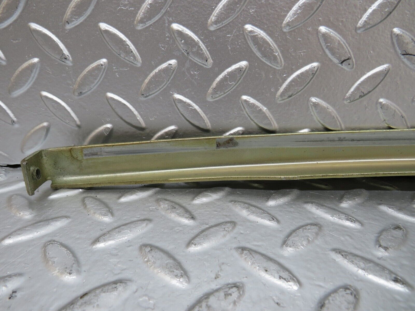 26464 Mercedes-Benz C124 220CE Coupe Left Door Window Channel