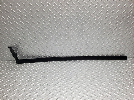46744 Mercedes-Benz R129 320SL Coupe Right Door Seal Window Weatherstrip