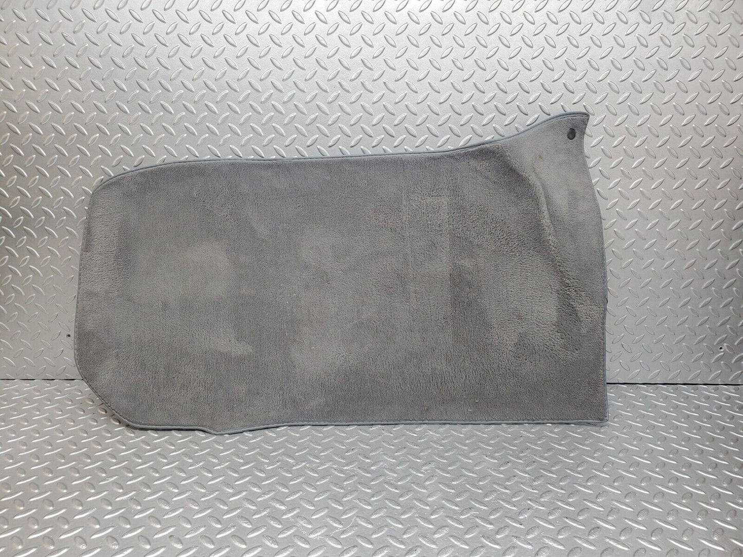 44778 Mercedes-Benz W124 220E Front Left Floor Mat 1246805140