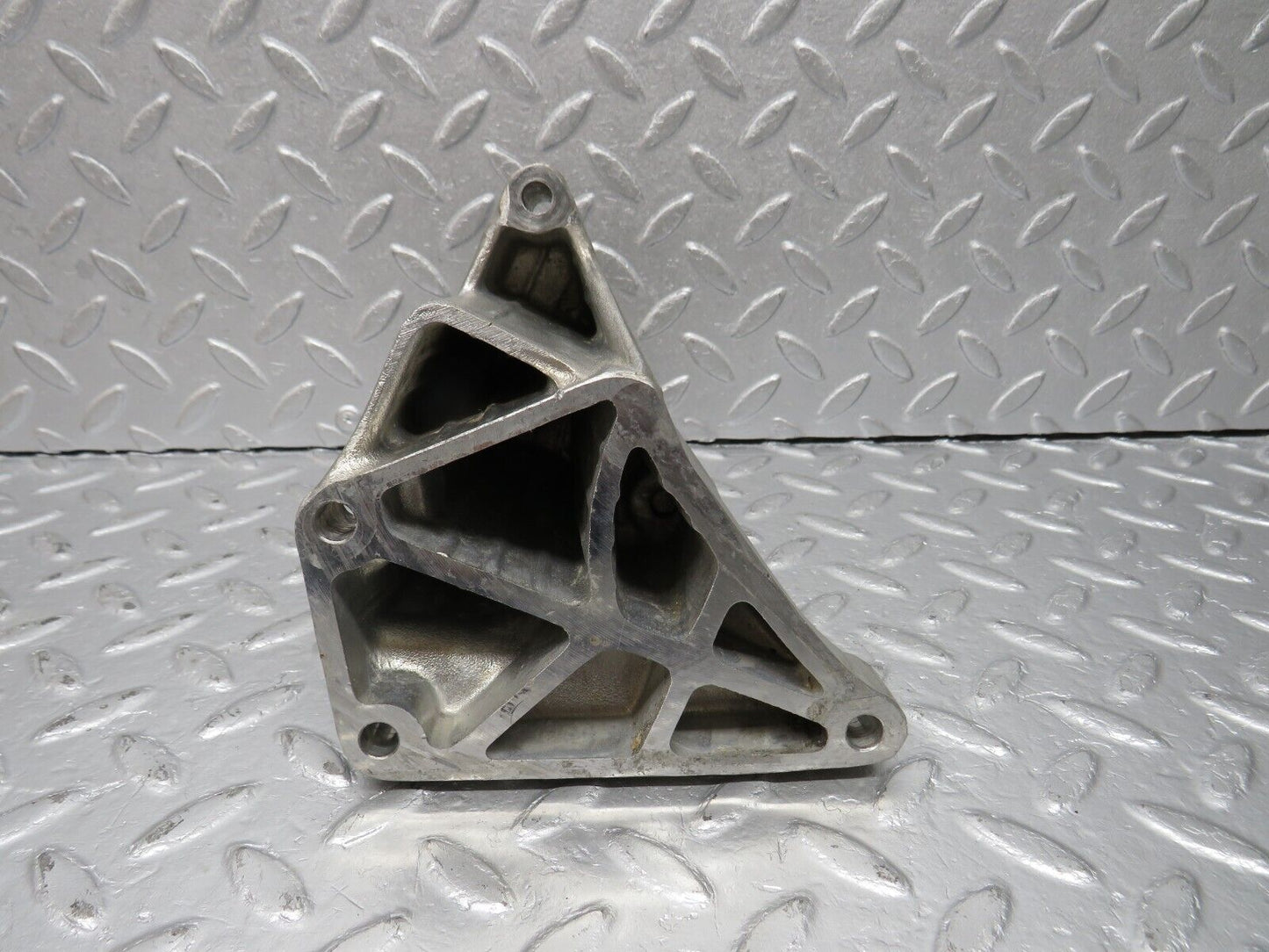 39876 Mercedes-Benz R107 350SL Coupe Alternator Generator Holder Bracket 1161551035