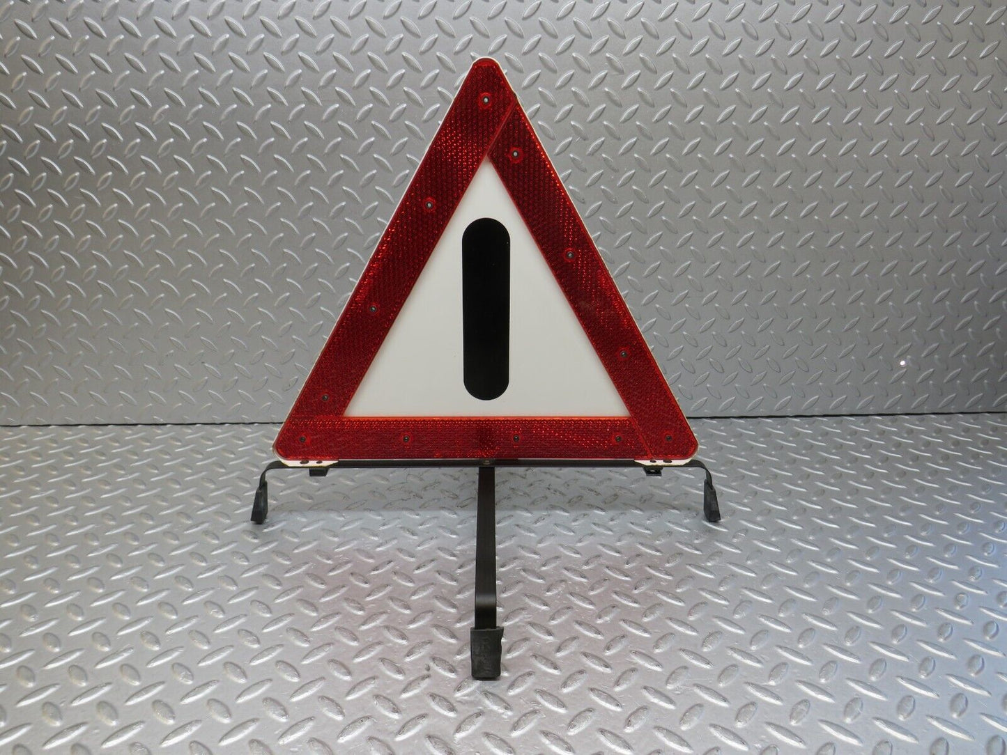 36789 Mercedes-Benz W201 190E Warning Triangle
