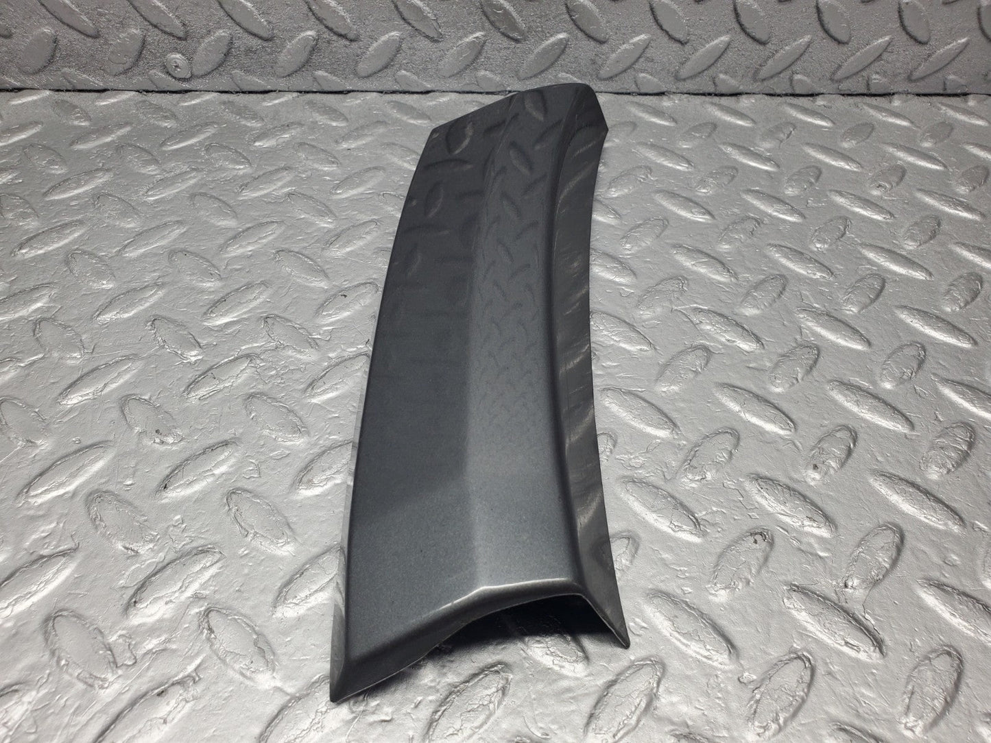 W201 Baby Benz front left fender wing moulding used OEM