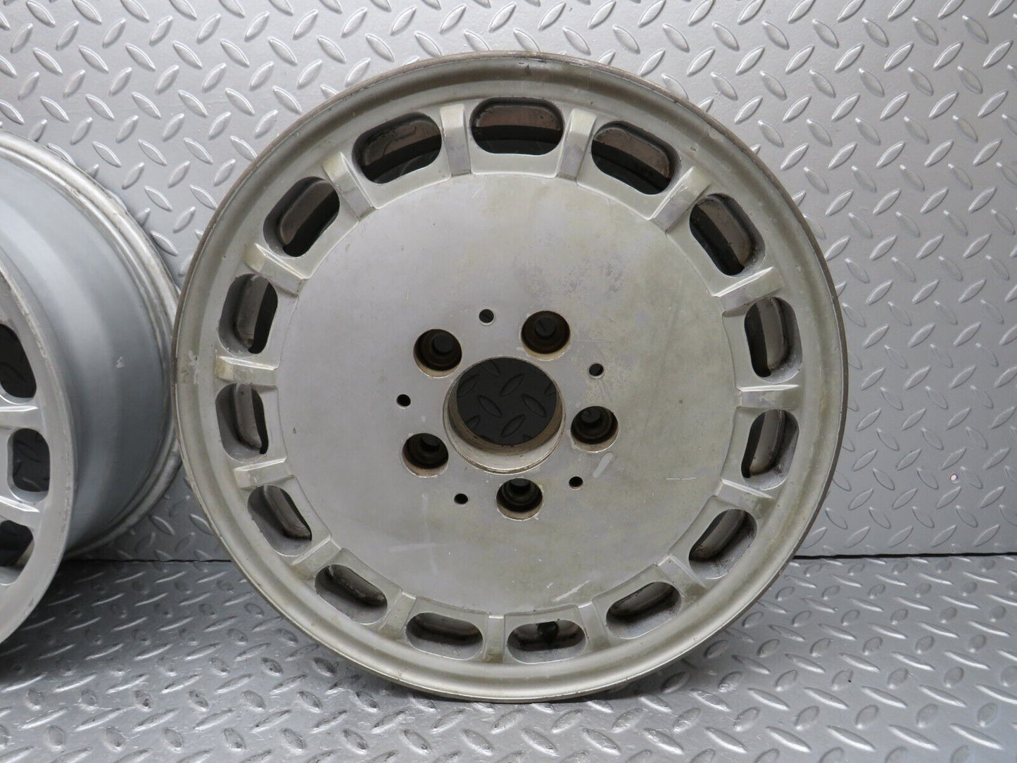 36772 Mercedes-Benz Alloy Wheel Set 6.5Jx15H2 ET49 1244010802