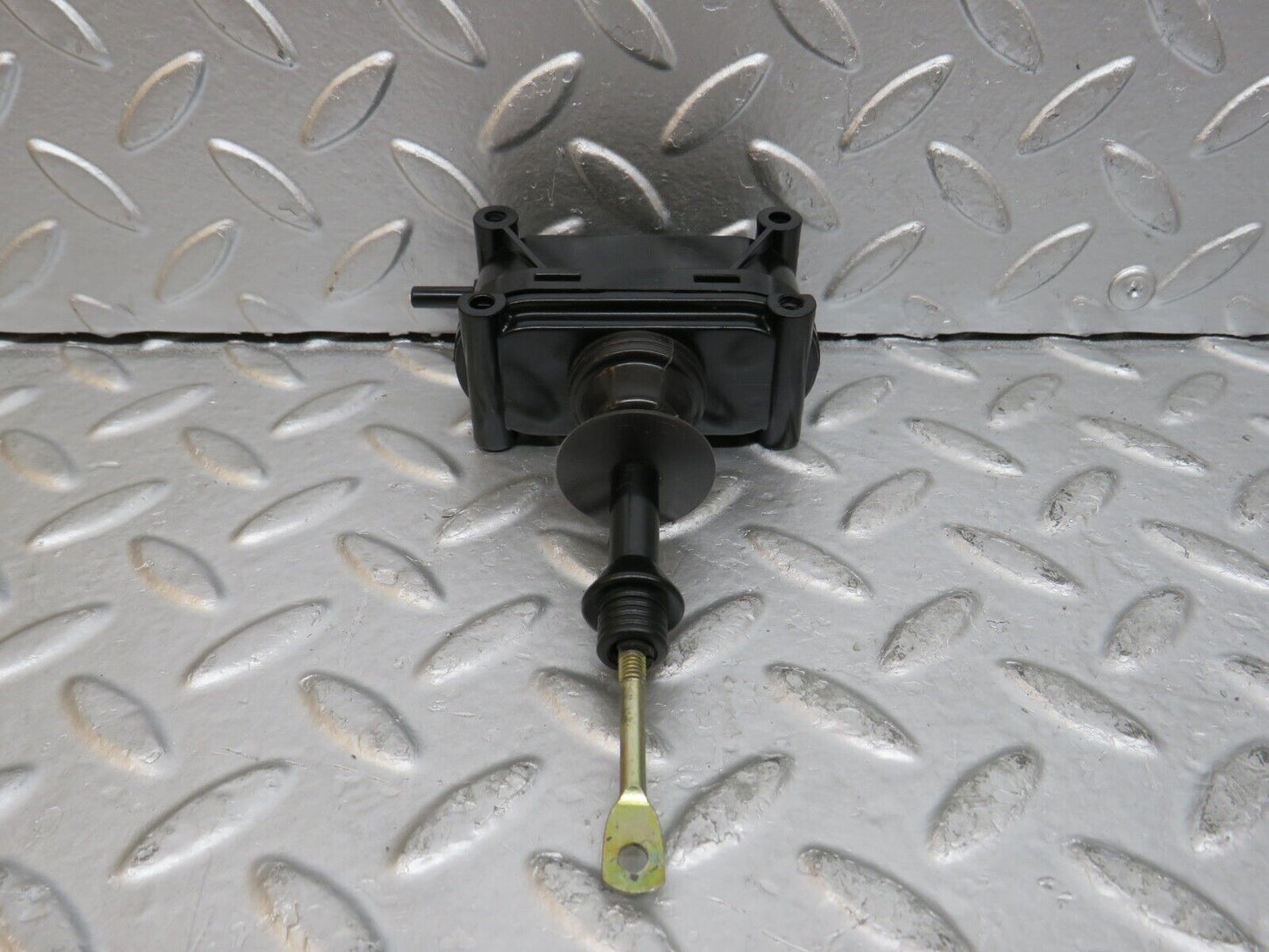 29377 Mercedes-Benz W124 230E Door Lock Vacuum Actuator Rear Left