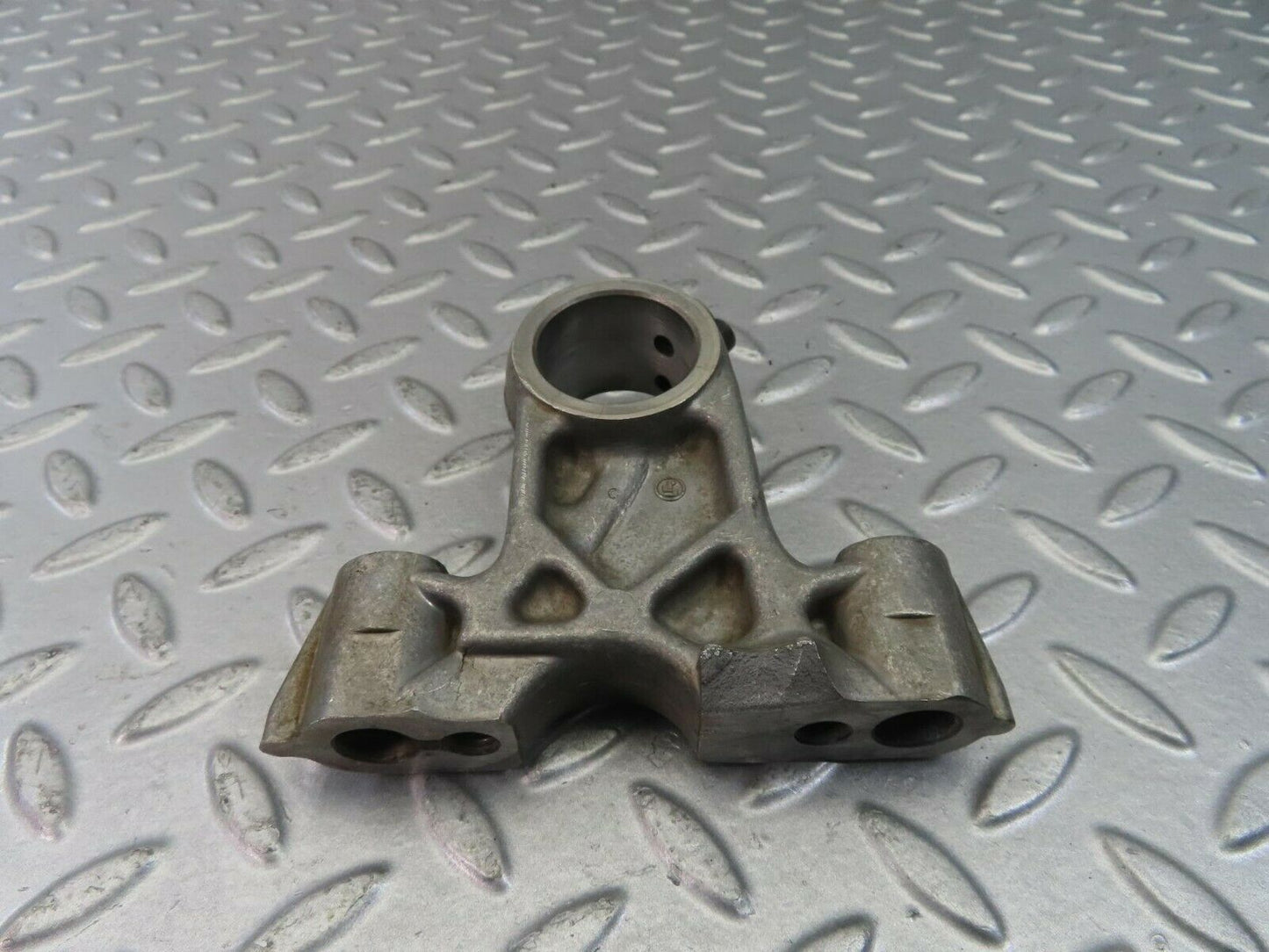8951 Mercedes-Benz W108 Camshaft Tower Bearing 1800515110