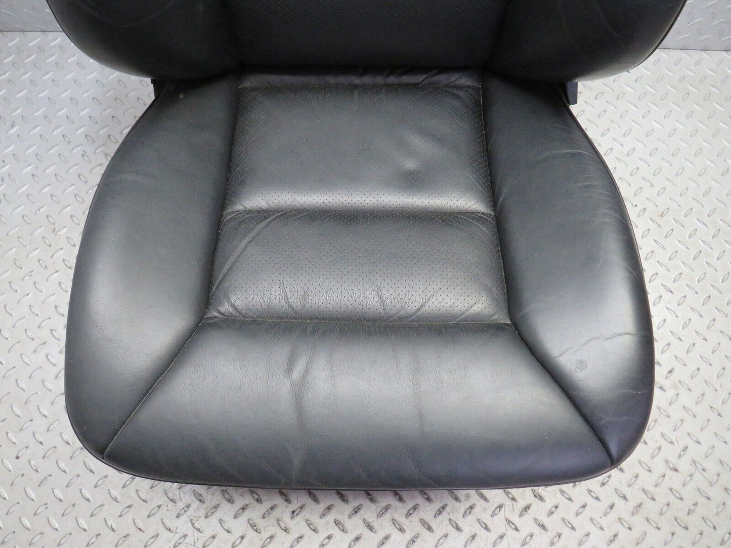 37882 Mercedes-Benz A124 320E Cabriolet Front Left Electric & Heated Seat Leather Black 1249406964