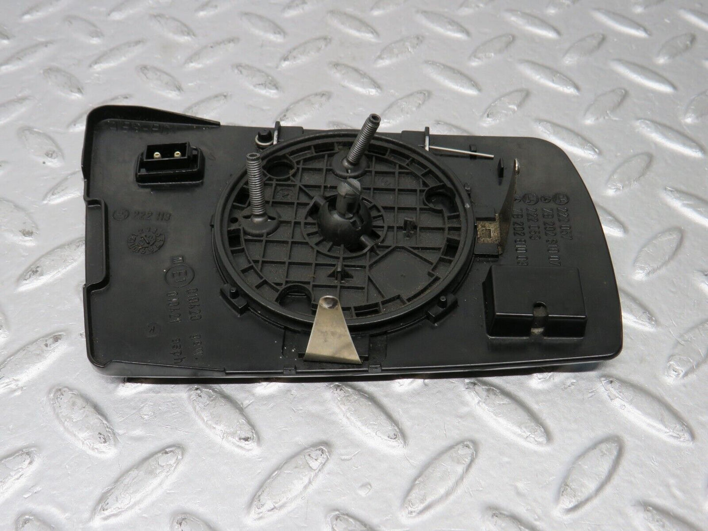 35329 Mercedes-Benz W210 Electric Wing Mirror Glass Left 2028100721 2028100321