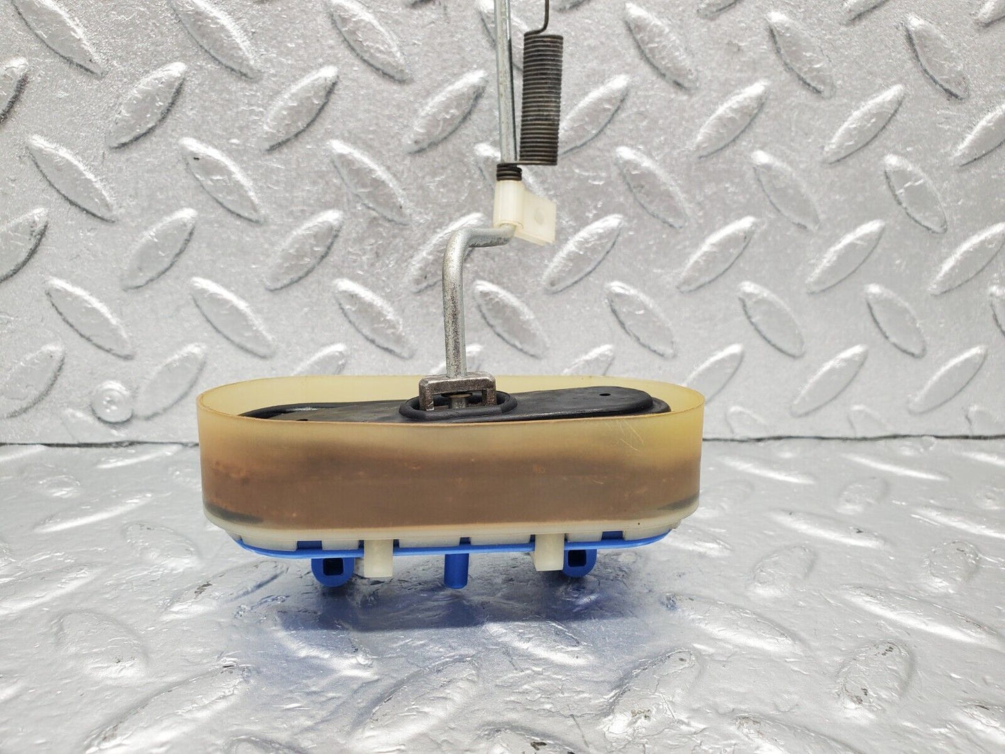 46622 Mercedes-Benz C123 280CE Coupe Front Seat Folding Vacuum Actuator