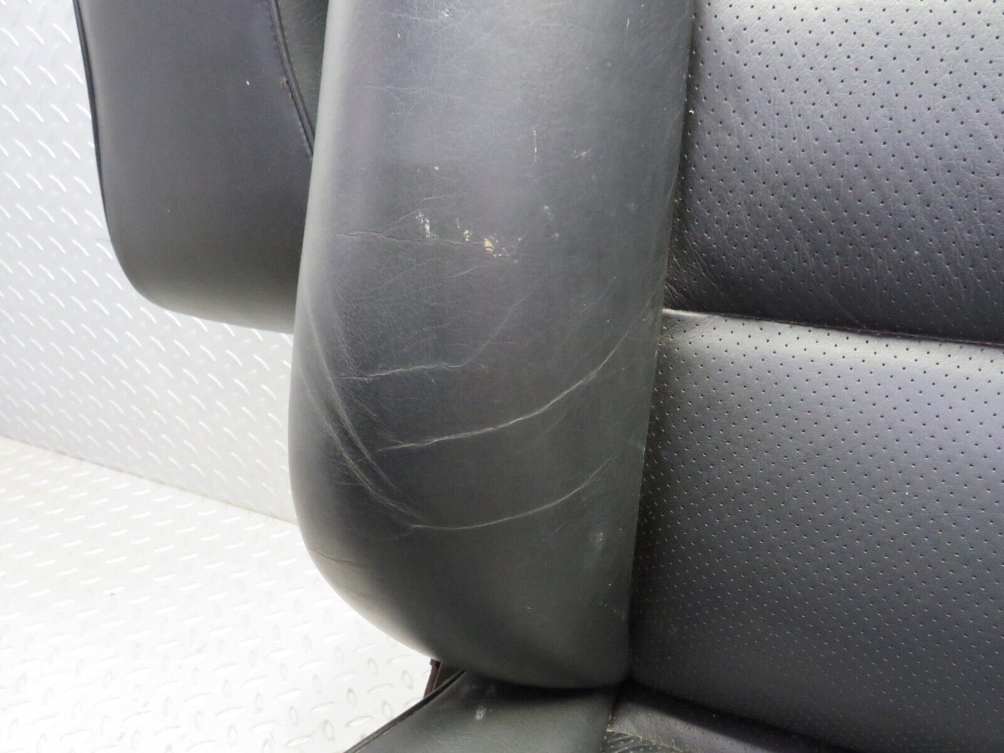 37882 Mercedes-Benz A124 320E Cabriolet Front Left Electric & Heated Seat Leather Black 1249406964