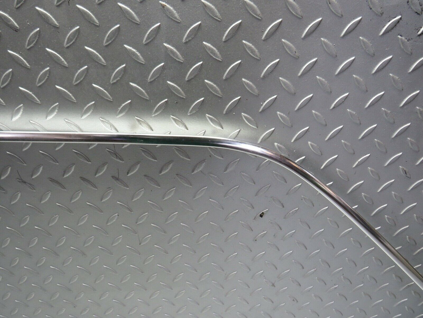 21808 Mercedes-Benz W126 300SE Roof Chrome Trim Left Side