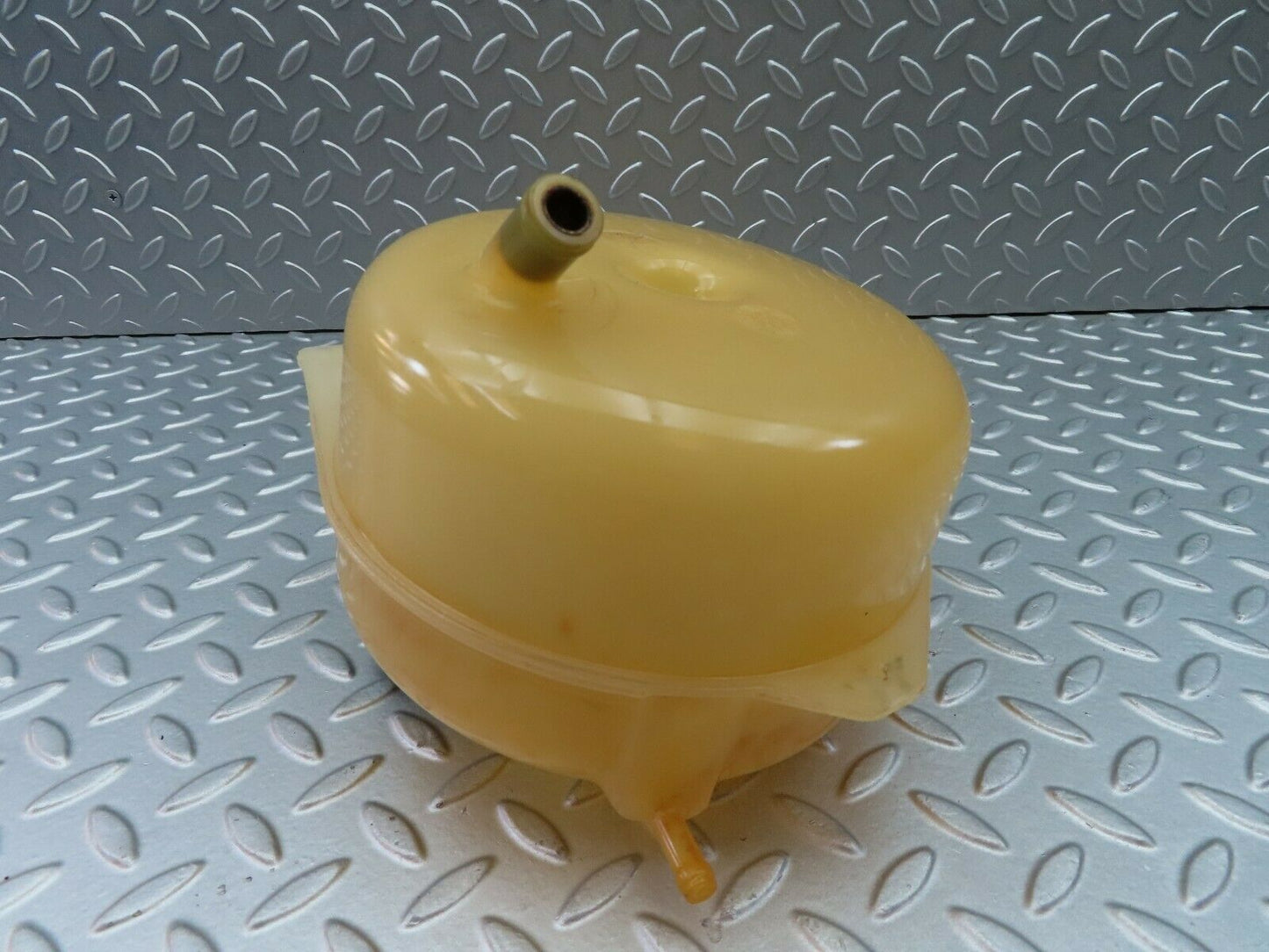 6971 Mercedes-Benz C107 350SLC Coupe Coolant Reservoir Tank Behr 1075000149