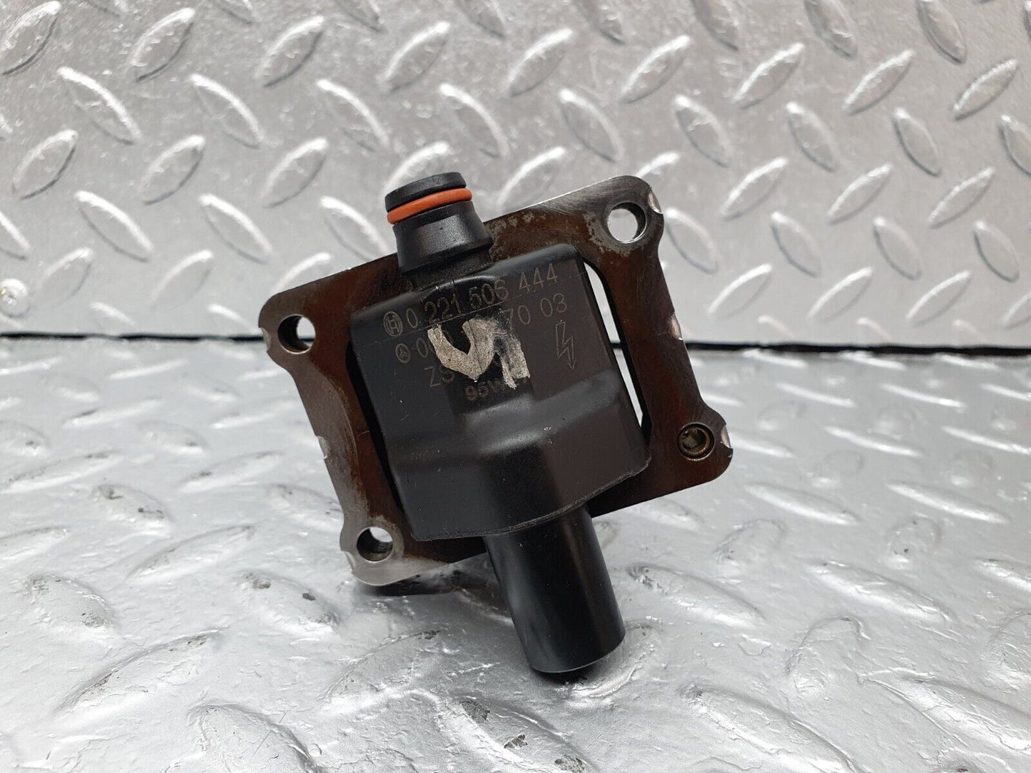 42336 Mercedes-Benz R129 320SL Coupe Ignition Coil Bosch 0221506444 0001587003 0001593642