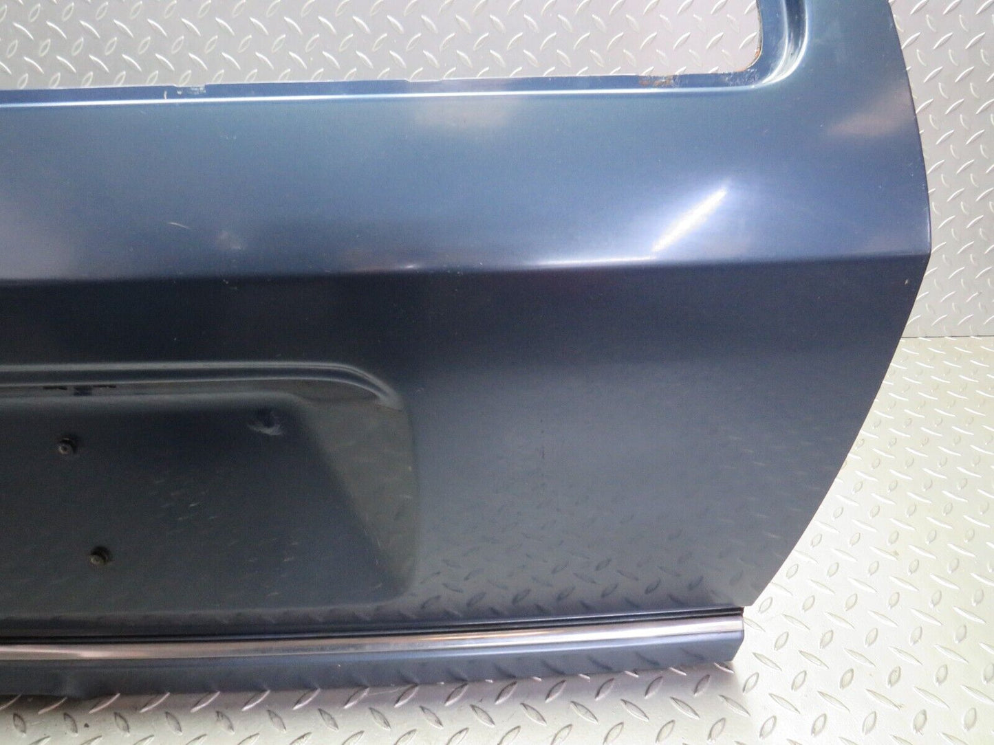 31417 Mercedes-Benz S124 220TE Wagon Tailgate Trunk Door & Handle Moulding Trim