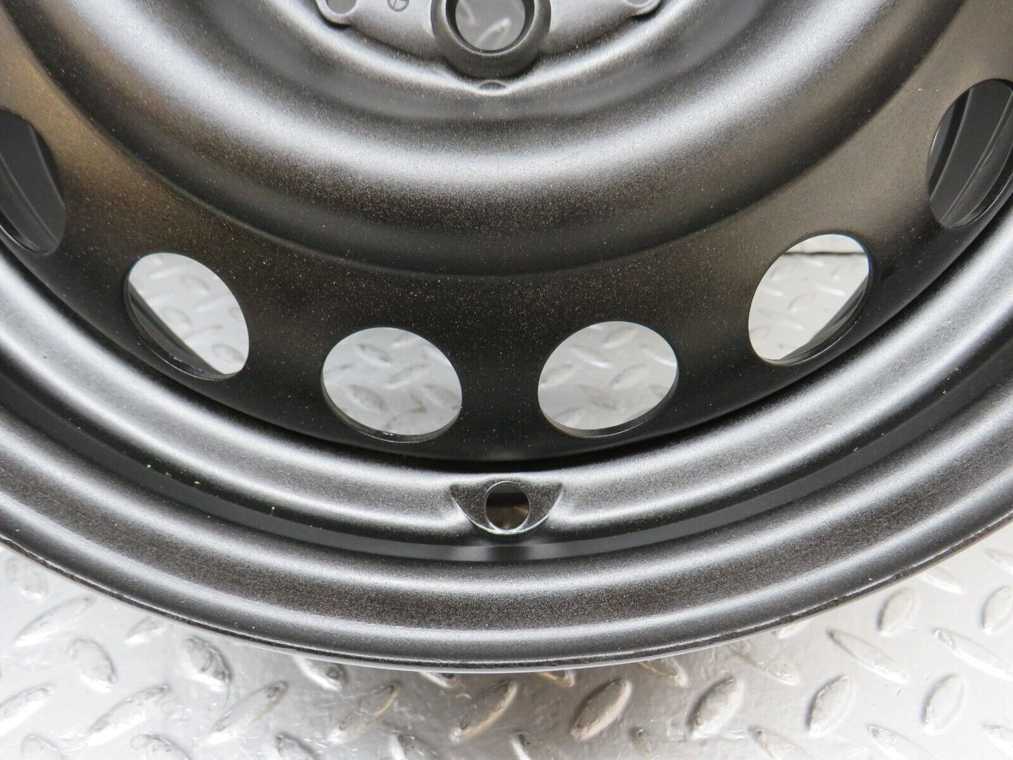 33881 Mercedes-Benz Steel Wheel Set 6Jx15H2 ET49 1244000602