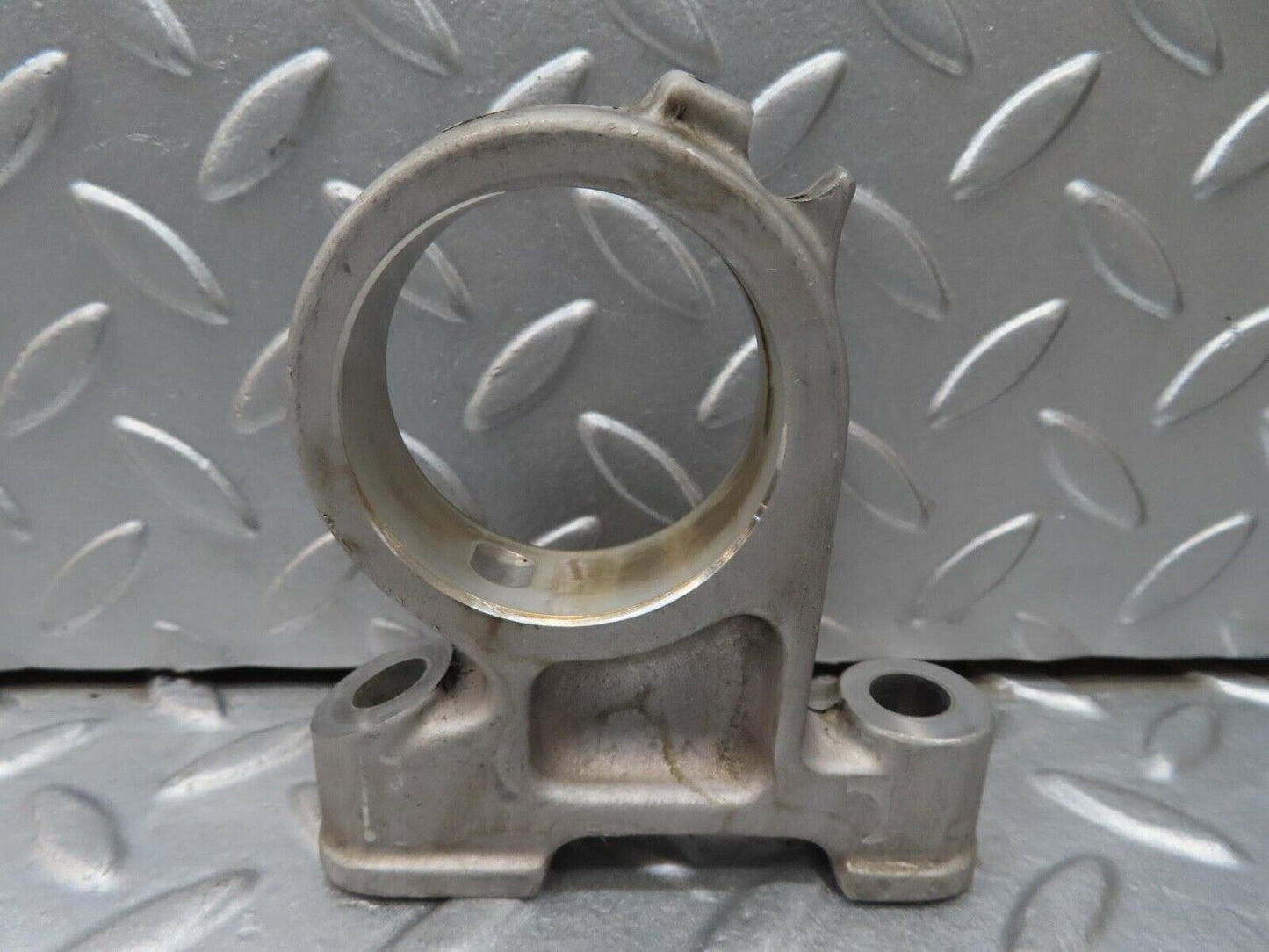 16551 Mercedes-Benz C107 350SLC Coupe Camshaft Tower Bearing 1160512112