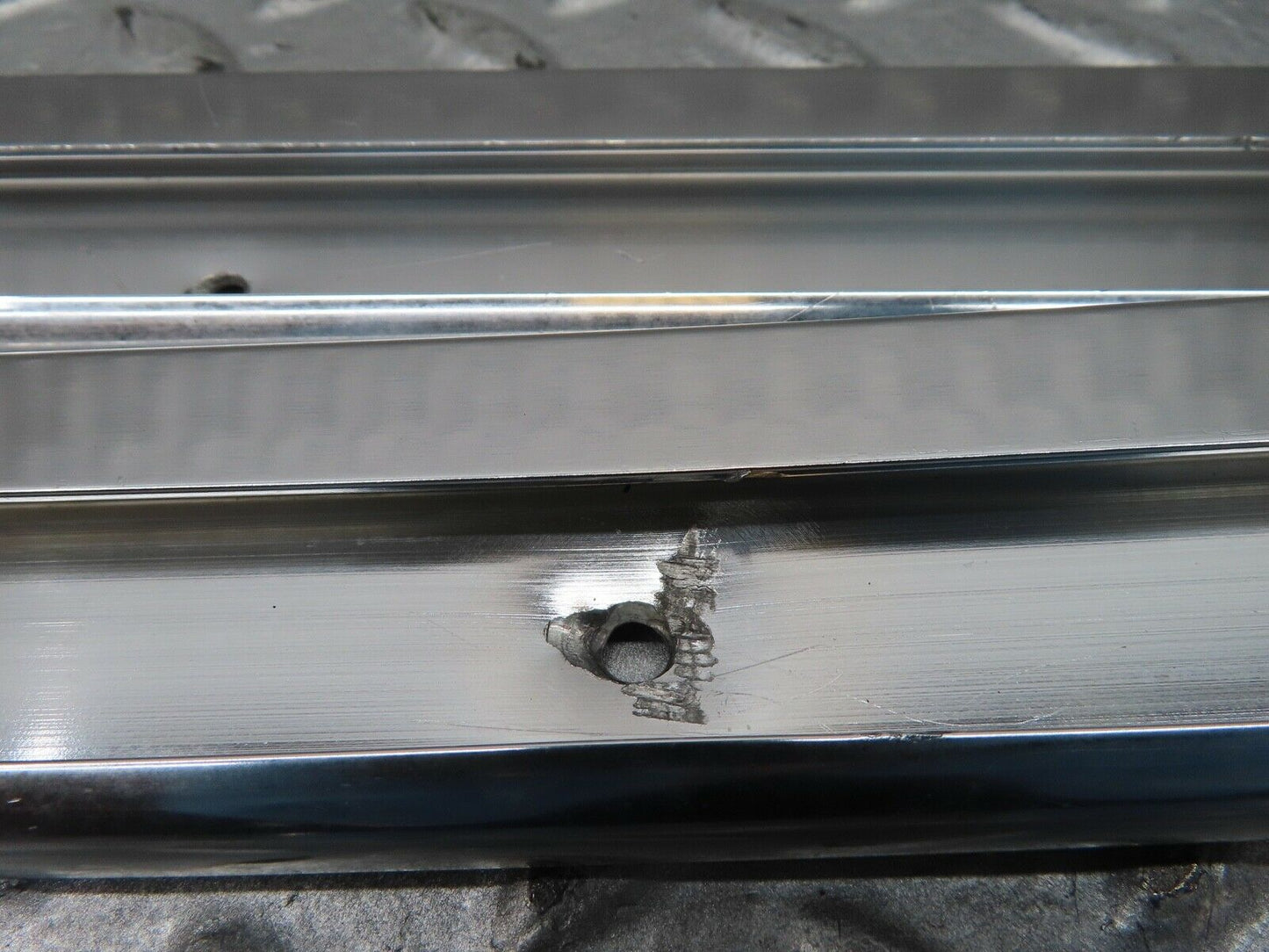16759 Mercedes-Benz C107 380SLC Roof Chrome Moulding Trim Right Side