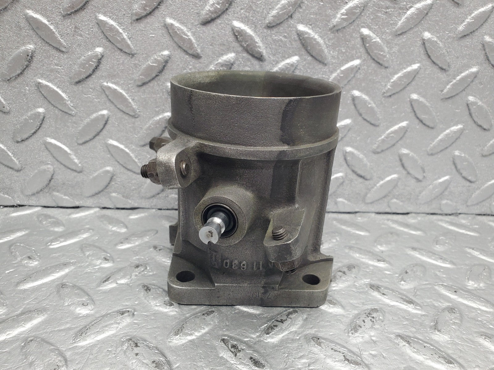 W112 throttle body valve used OEM