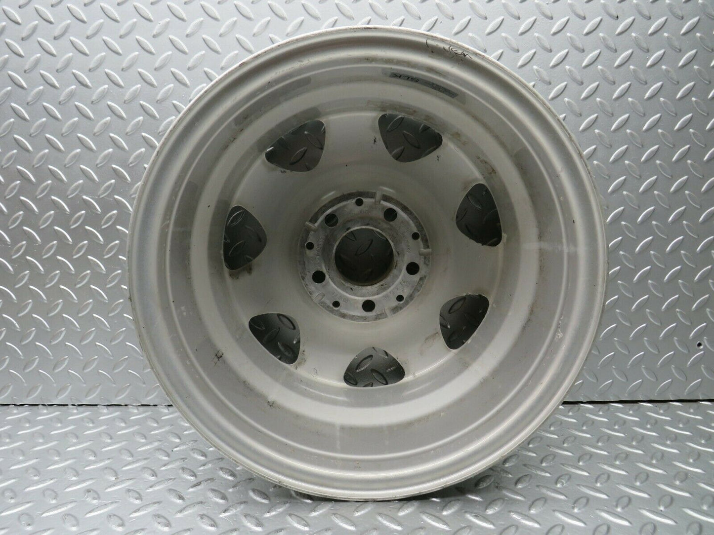 22844 Mercedes-Benz S123 280TE Alloy Wheel 7Jx15H2 ET37 1704010002