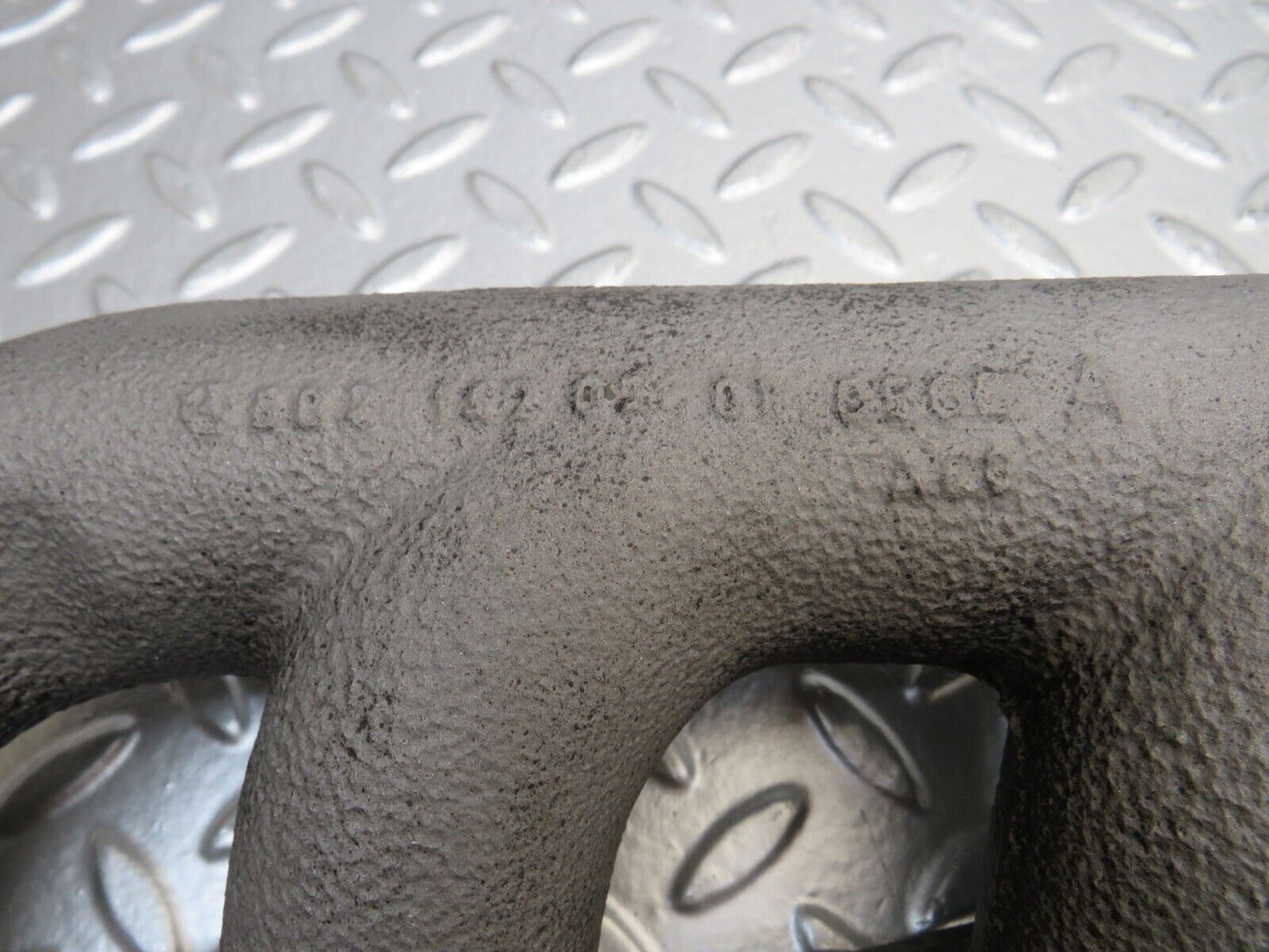 25389 Mercedes-Benz W201 190D Exhaust Manifold 6021420201