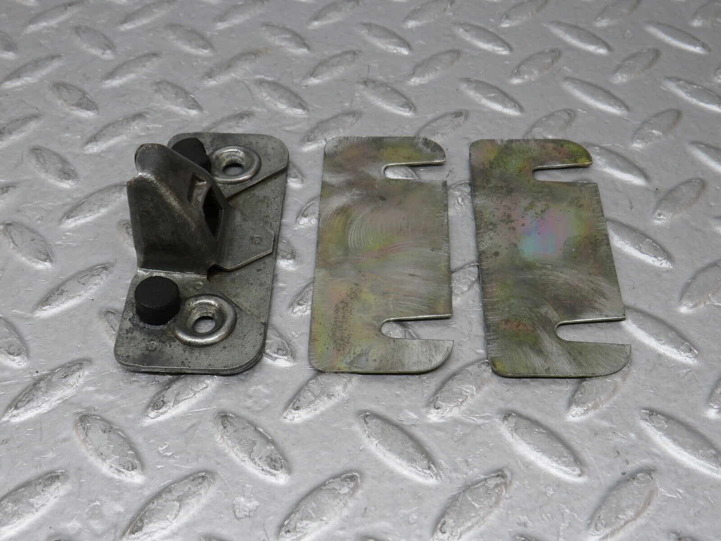 35725 Mercedes-Benz W108 Trunk Lock Latch