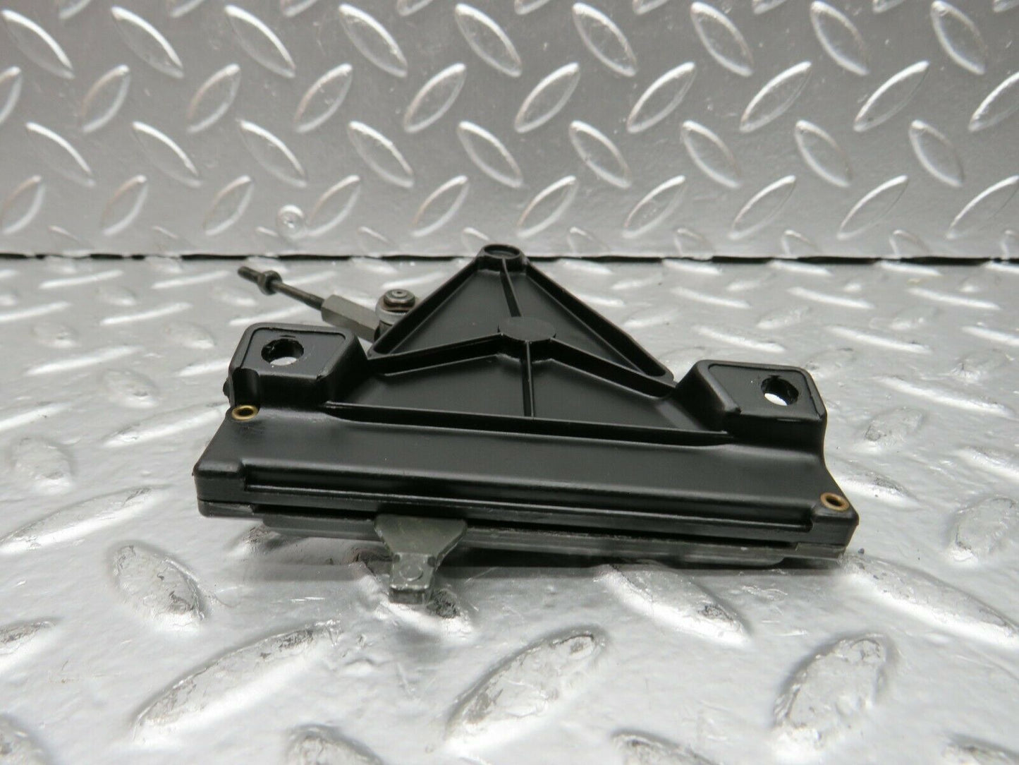 22719 Mercedes-Benz C107 450SLC Coupe Air Vent Control Lever Centre