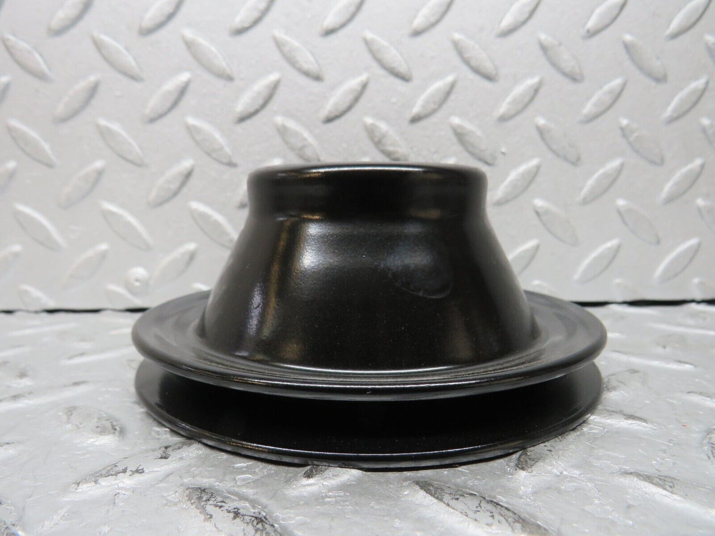 37693 Mercedes-Benz W108 280S Water Pump Pulley