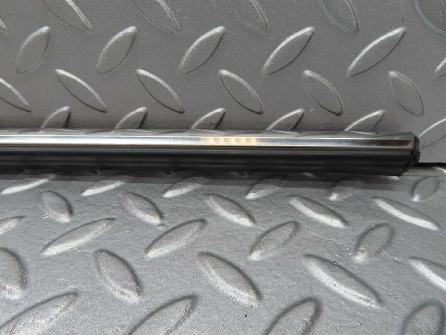 12593 Mercedes-Benz W108 280SE 3.5 Centre Door Chrome Trim Rear Left
