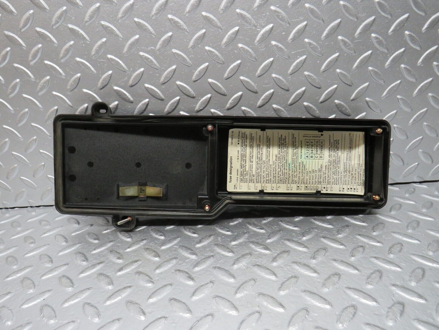 30353 Mercedes-Benz W124 230E Fuse Box Cover Lid 1245400282 1245400182