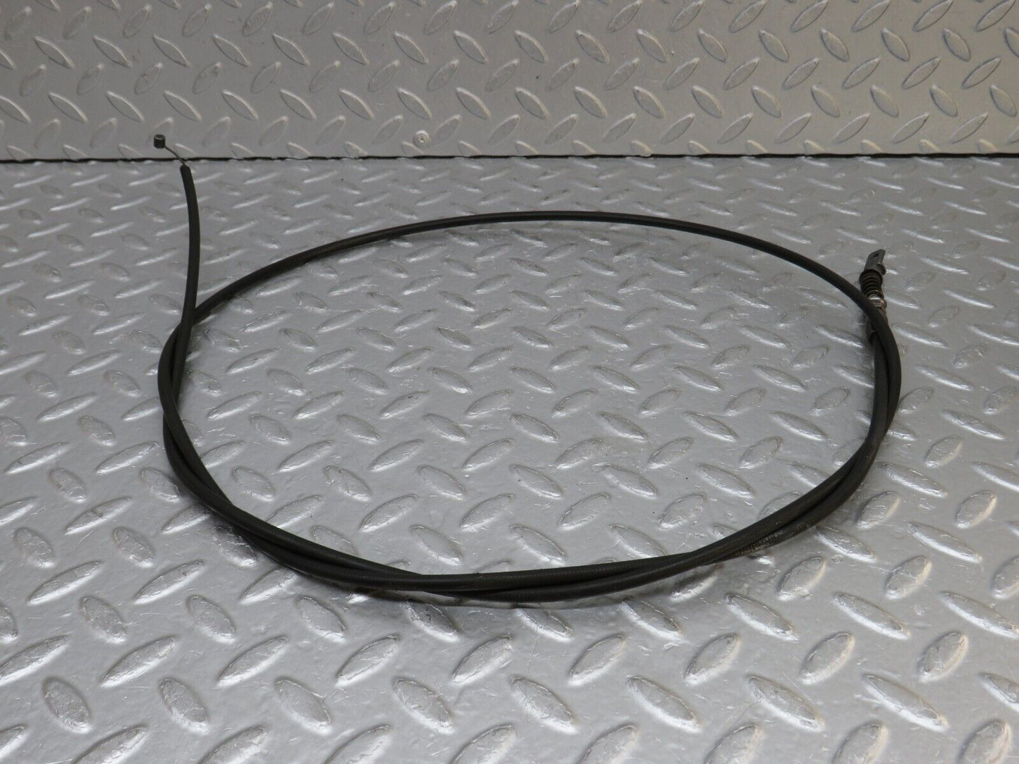 37541 Mercedes-Benz W109 300SEL Heater Hose Pipe 1098310494