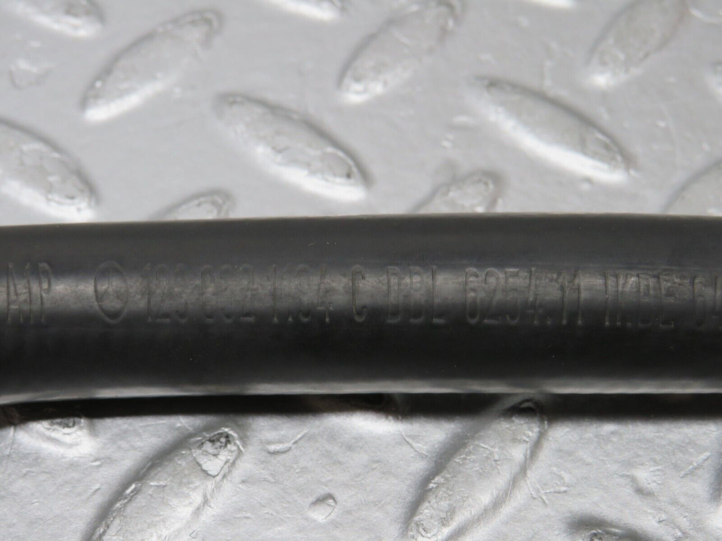 38430 Mercedes-Benz R129 280SL Coupe Coolant Hose Pipe 2x 1298321194 1298321294