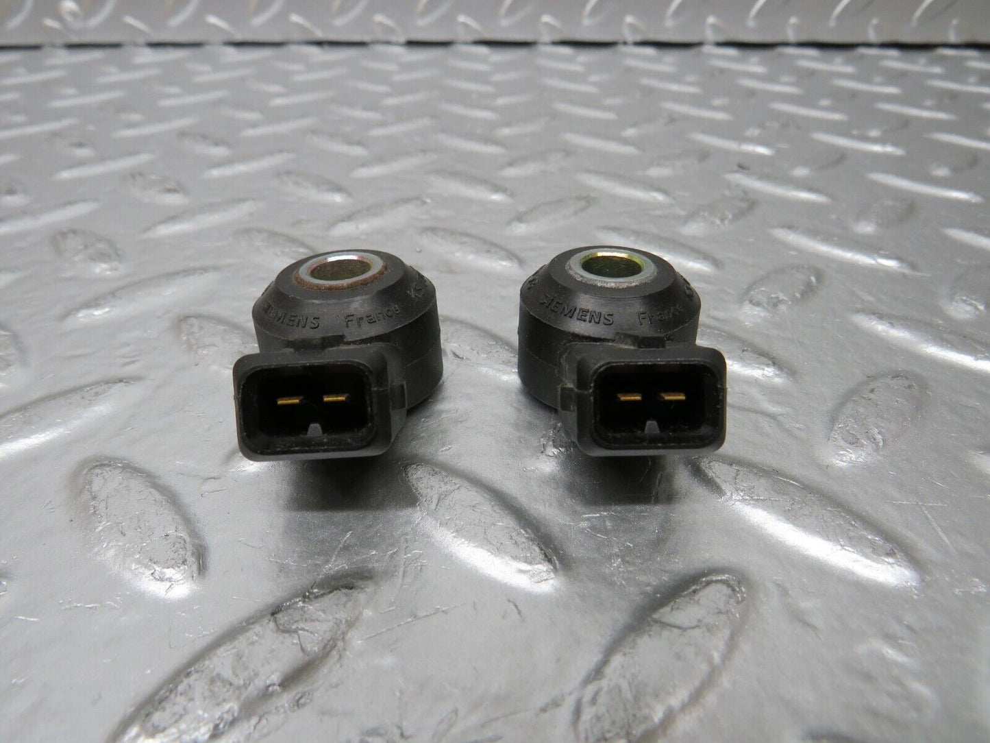 24906 Mercedes-Benz W140 S320 Knock Sensor Siemens Pair 0031538928