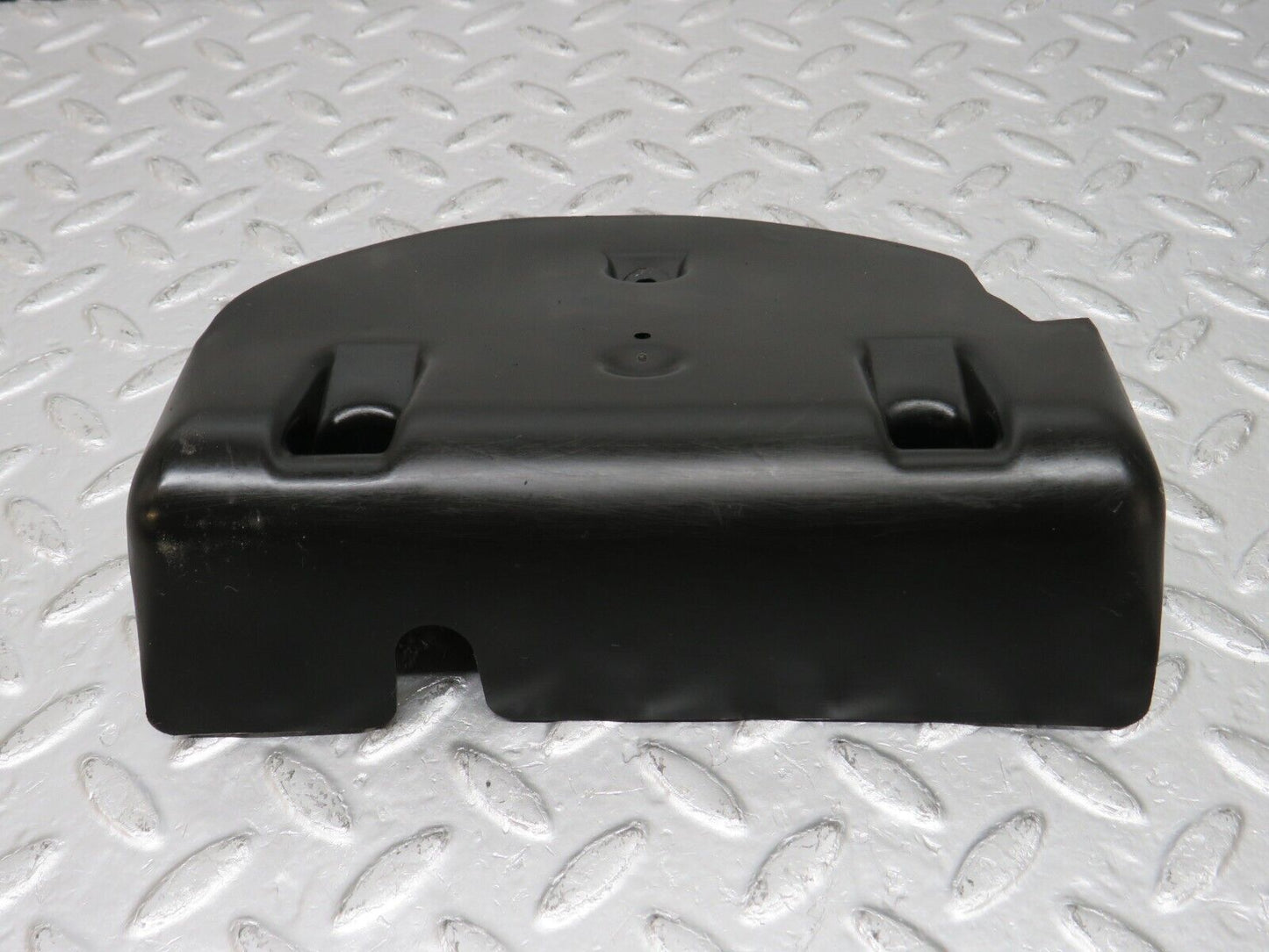 33279 Mercedes-Benz W202 C180 Fuel Tank Plastic Cover 2024710187