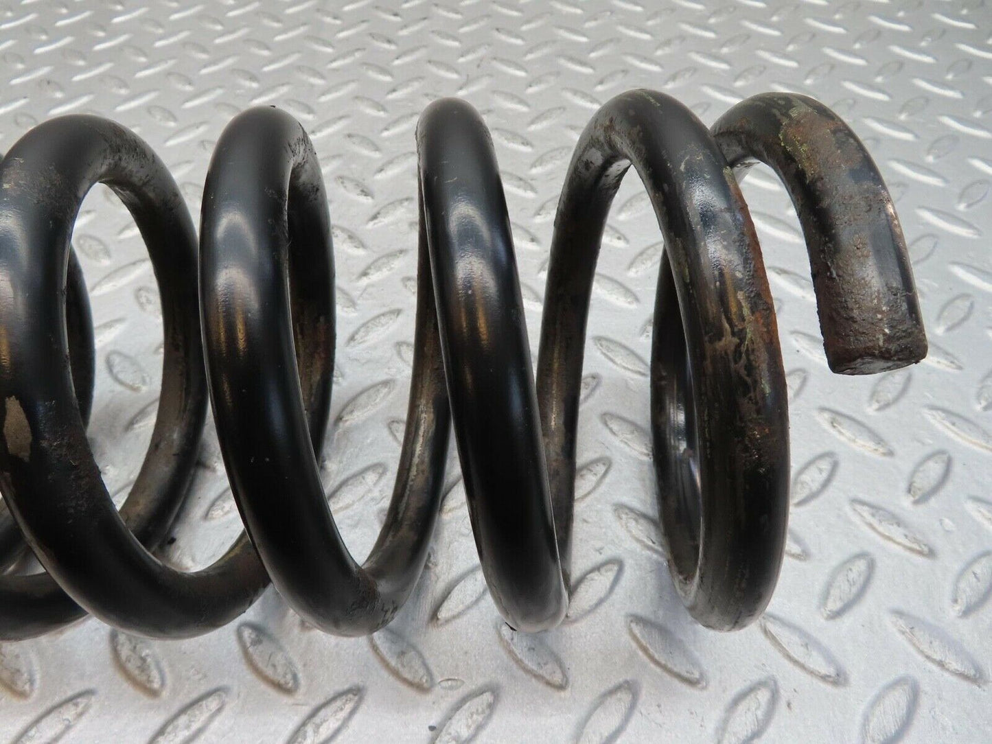 12401 Mercedes-Benz W108 280SE 3.5 Rear Coil Spring