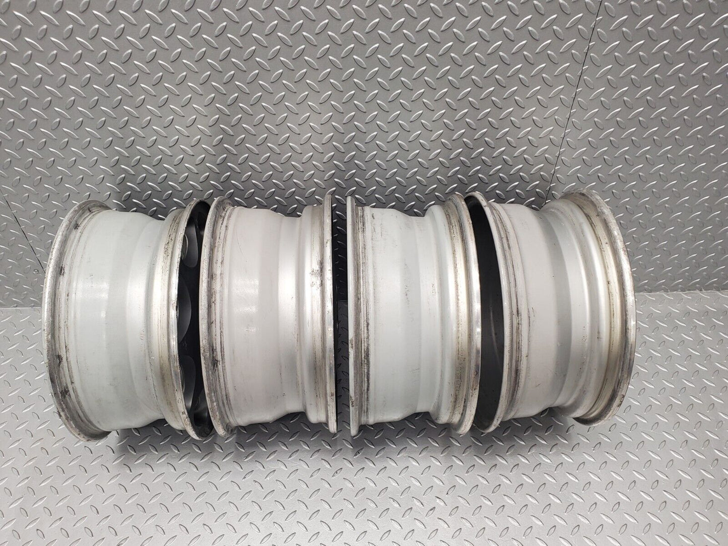 46103 Mercedes-Benz Alloy Wheel Set 6.5Jx15H2 ET44 1244011802