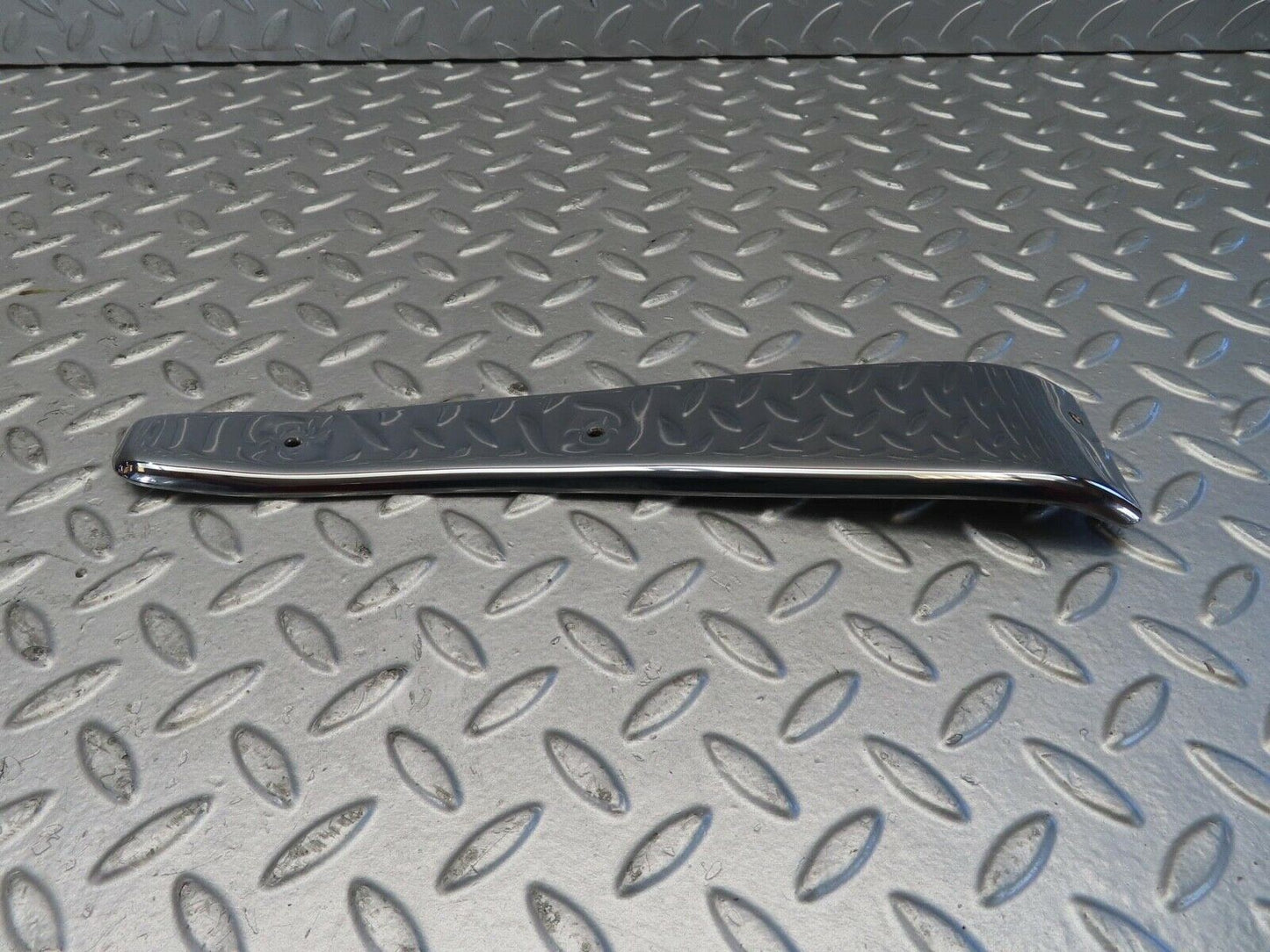 11657 Mercedes-Benz R107 450SL Left Door Chrome Cover