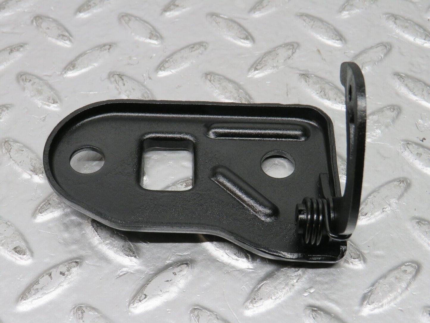 31114 Mercedes-Benz W123 200D Bonnet Release Latch 1238800060