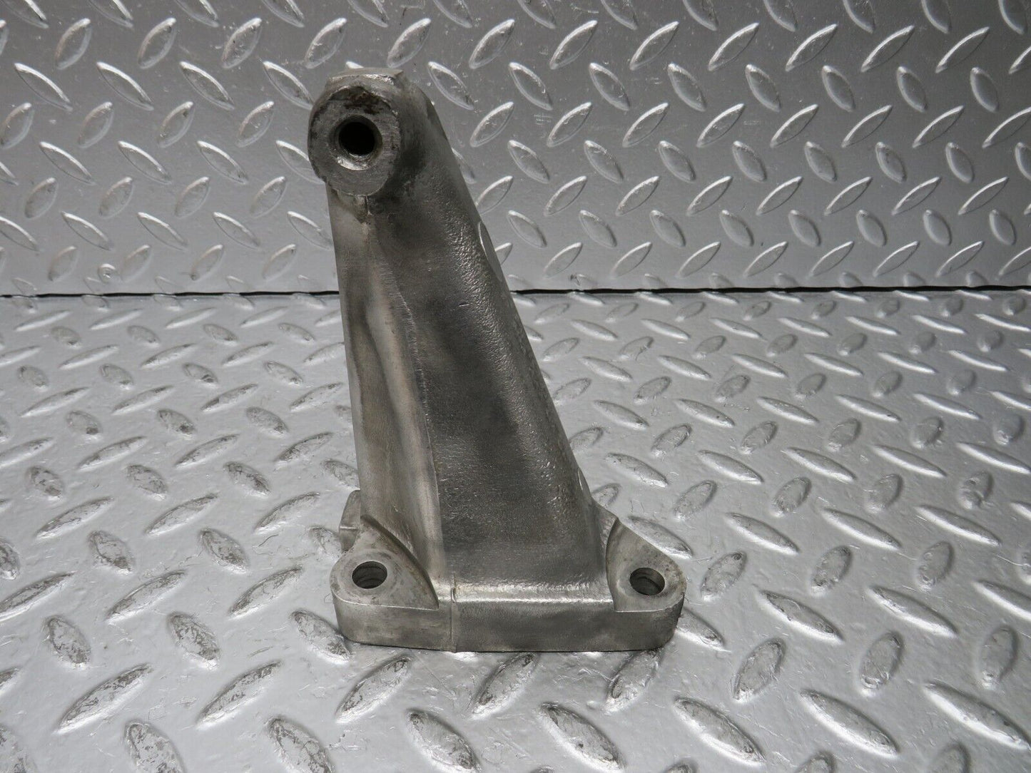 29883 Mercedes-Benz W123 230E Engine Mount Bracket Right Side 1022230304
