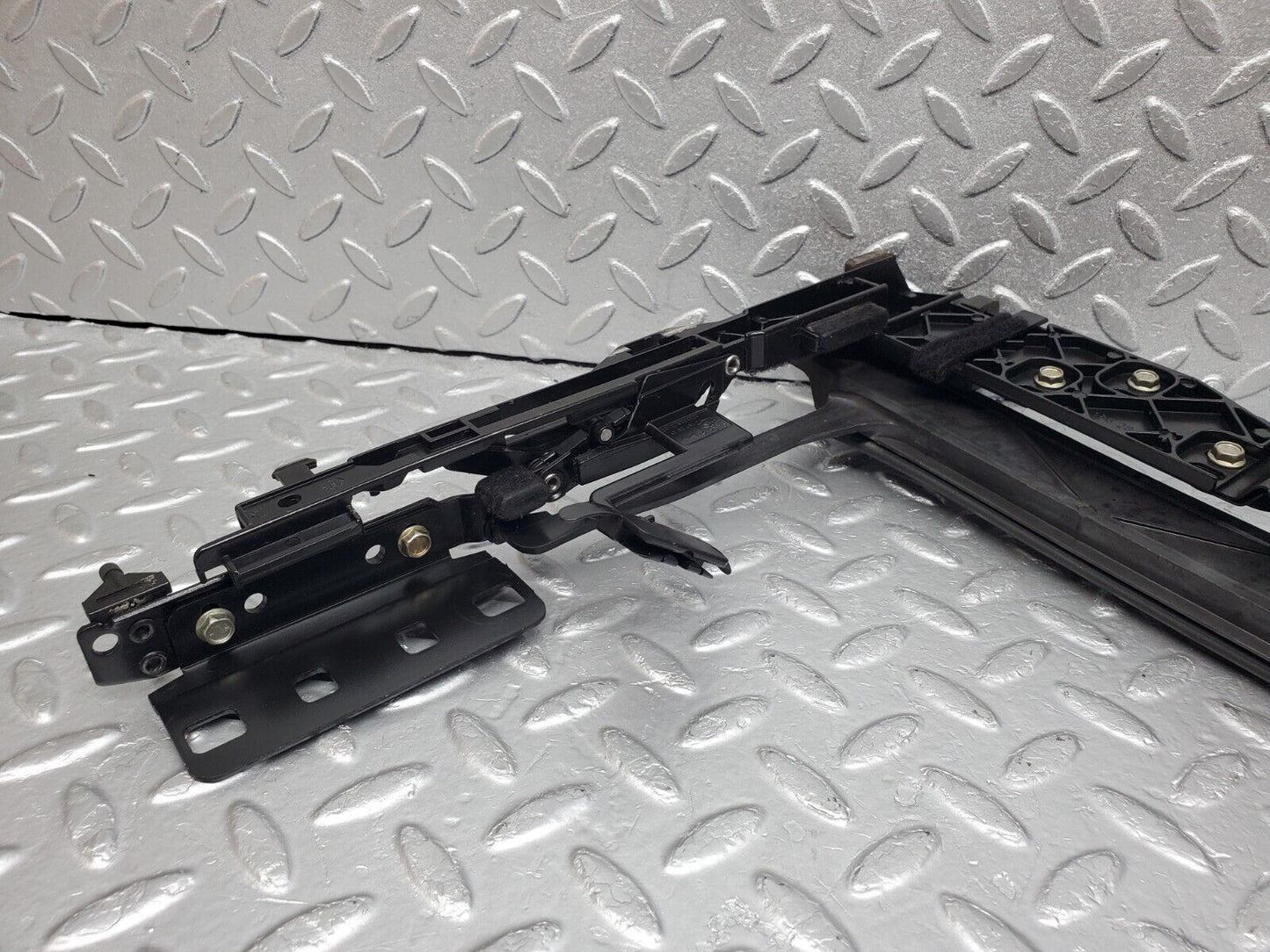 44875 Mercedes-Benz W124 220E Power Sunroof Mechanism 1247820824
